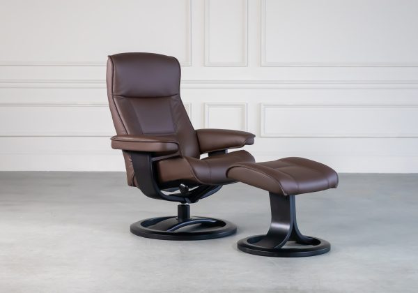 Nordic lounge chairs